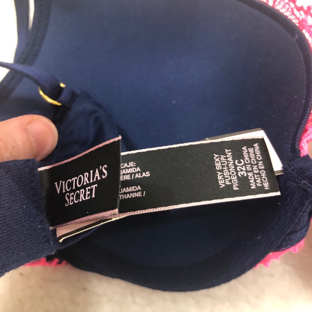Victoria’s Secret Push Up bra 32C NWT - Picture 8 of 9